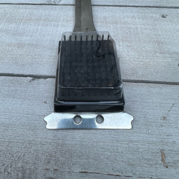 New Cuisinart CCB-5014 BBQ Grill Cleaning Brush & Scraper 16.5" Stainless Steel - Picture 3 of 5